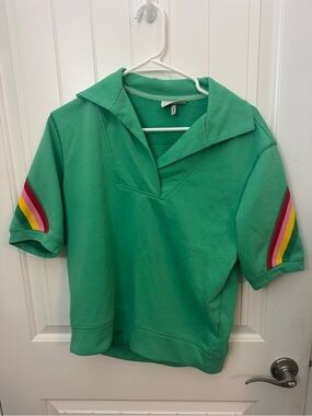 The GREii Green Rainbow Stripe Collared Sweatshirt Top Size Small F